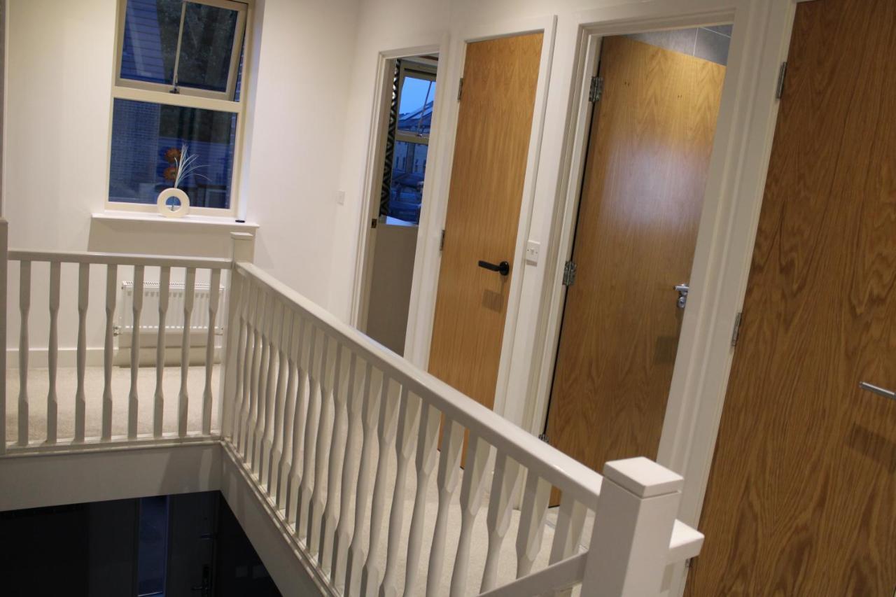 Haven: Spacious Luxury Home Near Xscape Castleford Exterior photo